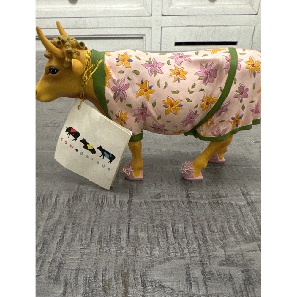 CowParade "Early Show" Cow Figurine #9129 Westland 2000 Floral Dress w/‎ Tag